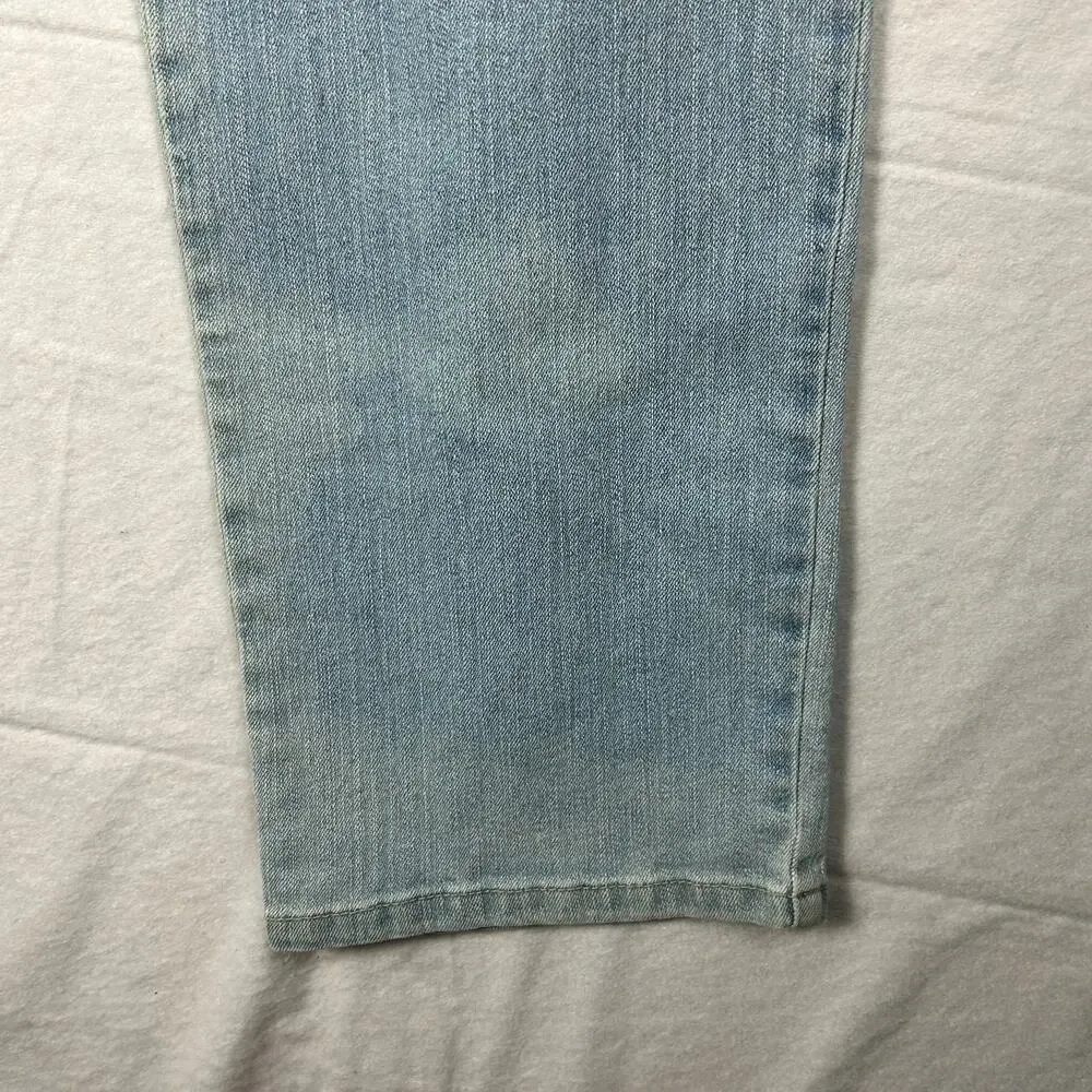 Gloria Vanderbilt Classic High Rise Tapered Jeans - Light Wash - Size 12 - Picture 4 of 13